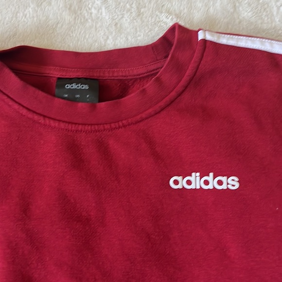 RED ADIDAS CREWNECK - Picture 2 of 3